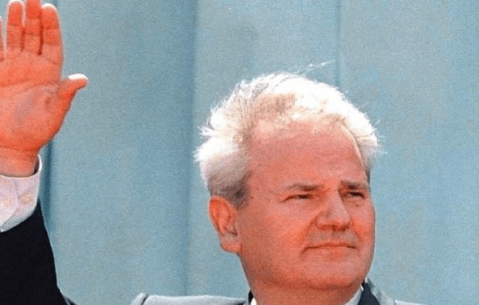 DANAS JE 15 GODINA OD SMRTI MILOŠEVIĆA: Mnogima je bio JAČI OD ZAKONA, obožavan a SAHRANJEN SAM u dvorištu porodične kuće supruge Mire